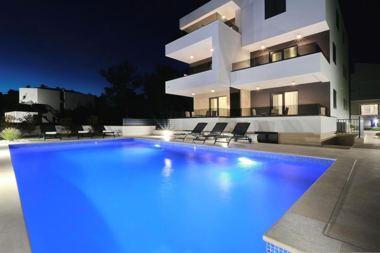 Villa Ankora 2 With Heated Pool Biograd Na Moru Ngoại thất bức ảnh