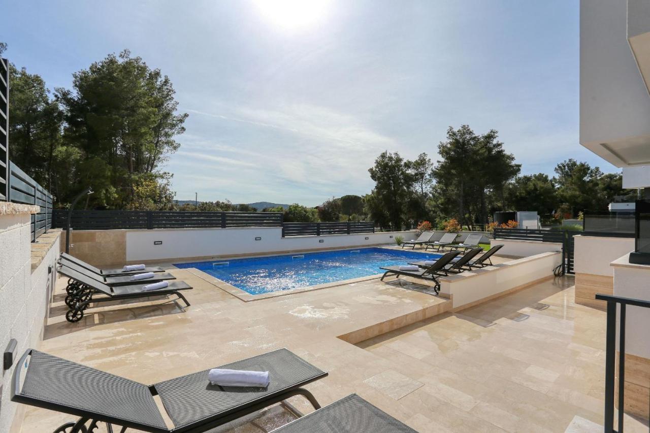 Villa Ankora 2 With Heated Pool Biograd Na Moru Ngoại thất bức ảnh